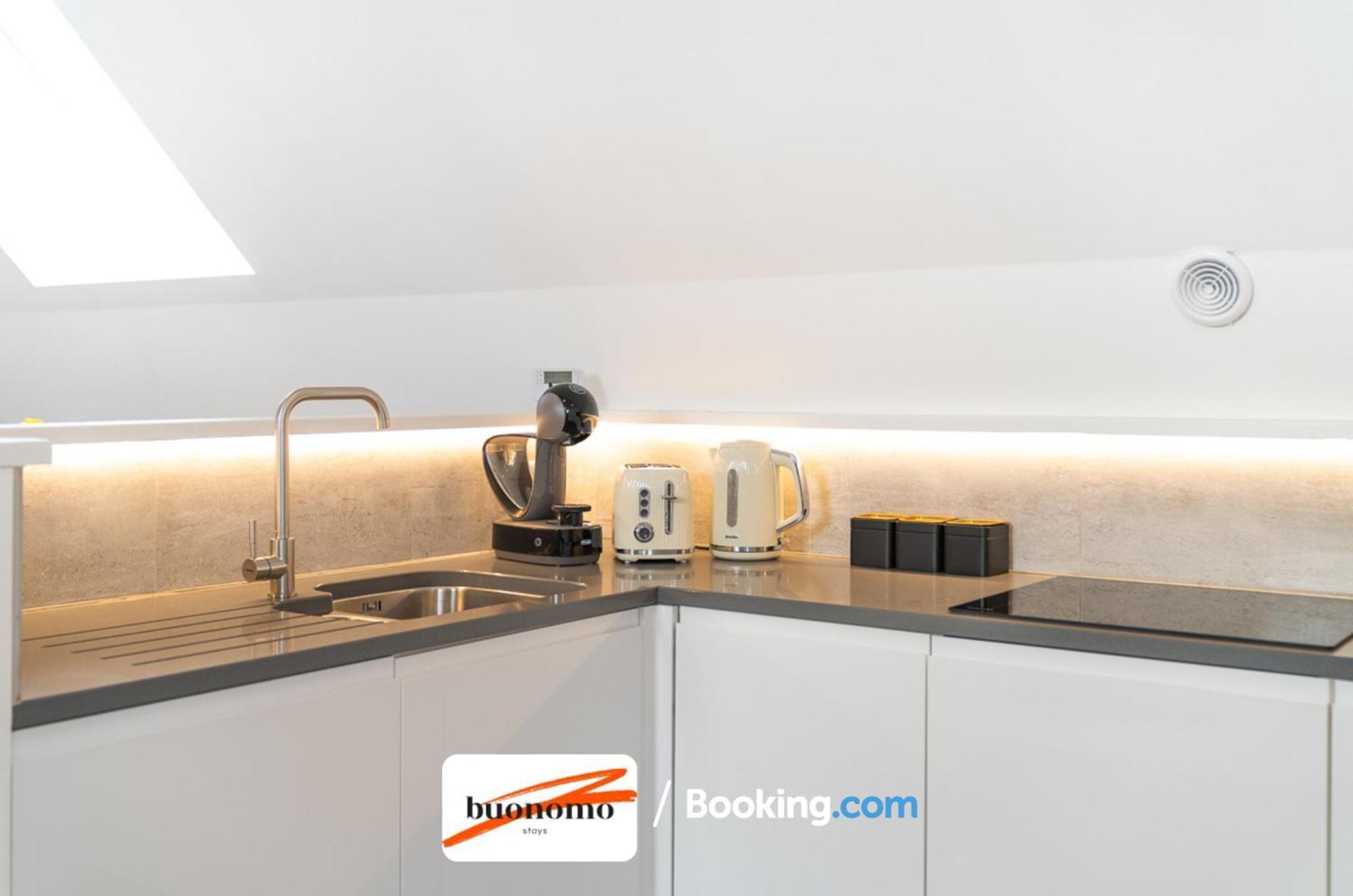 Two Bedroom Apartment At Buonomo Stays Short Lets & Serviced Accommodation لندن المظهر الخارجي الصورة