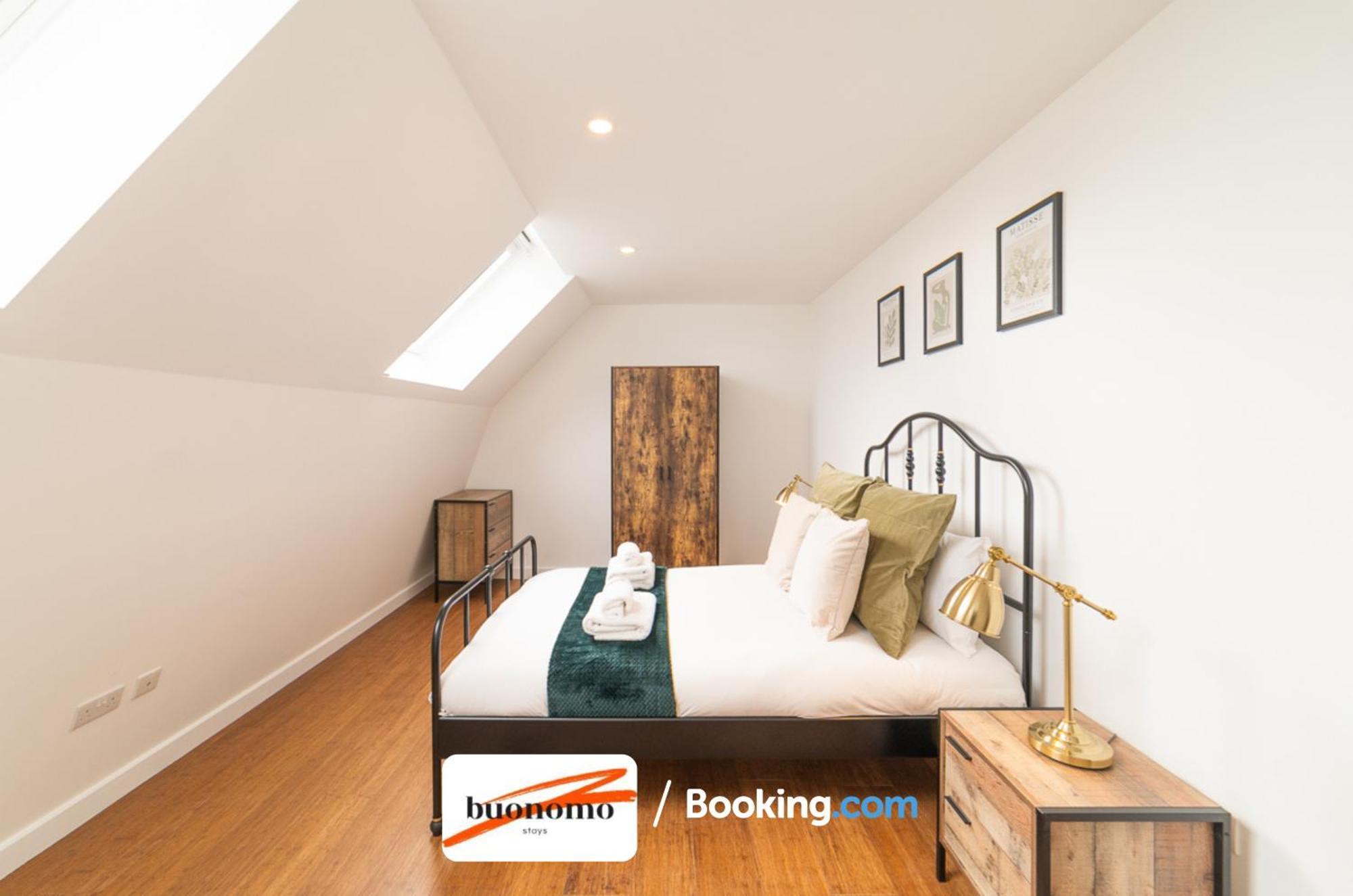 Two Bedroom Apartment At Buonomo Stays Short Lets & Serviced Accommodation لندن المظهر الخارجي الصورة